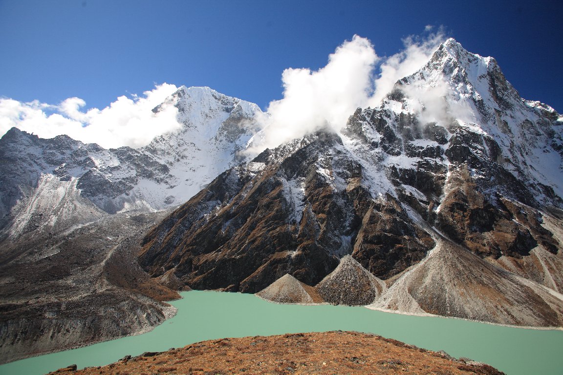 Tabuche and Cholatse